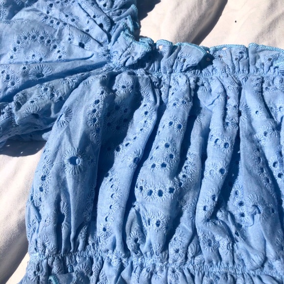 Cute puffy tops - Picture 3 of 3